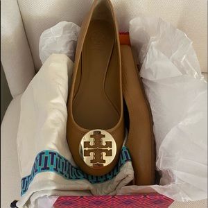 Tory Burch Reva flats tan
